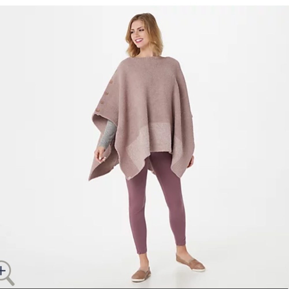 Barefoot dreams cozychic coastline poncho